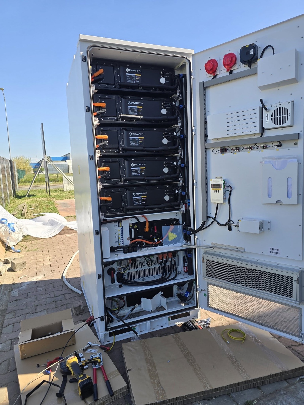 Industrial storage — 250 kWh